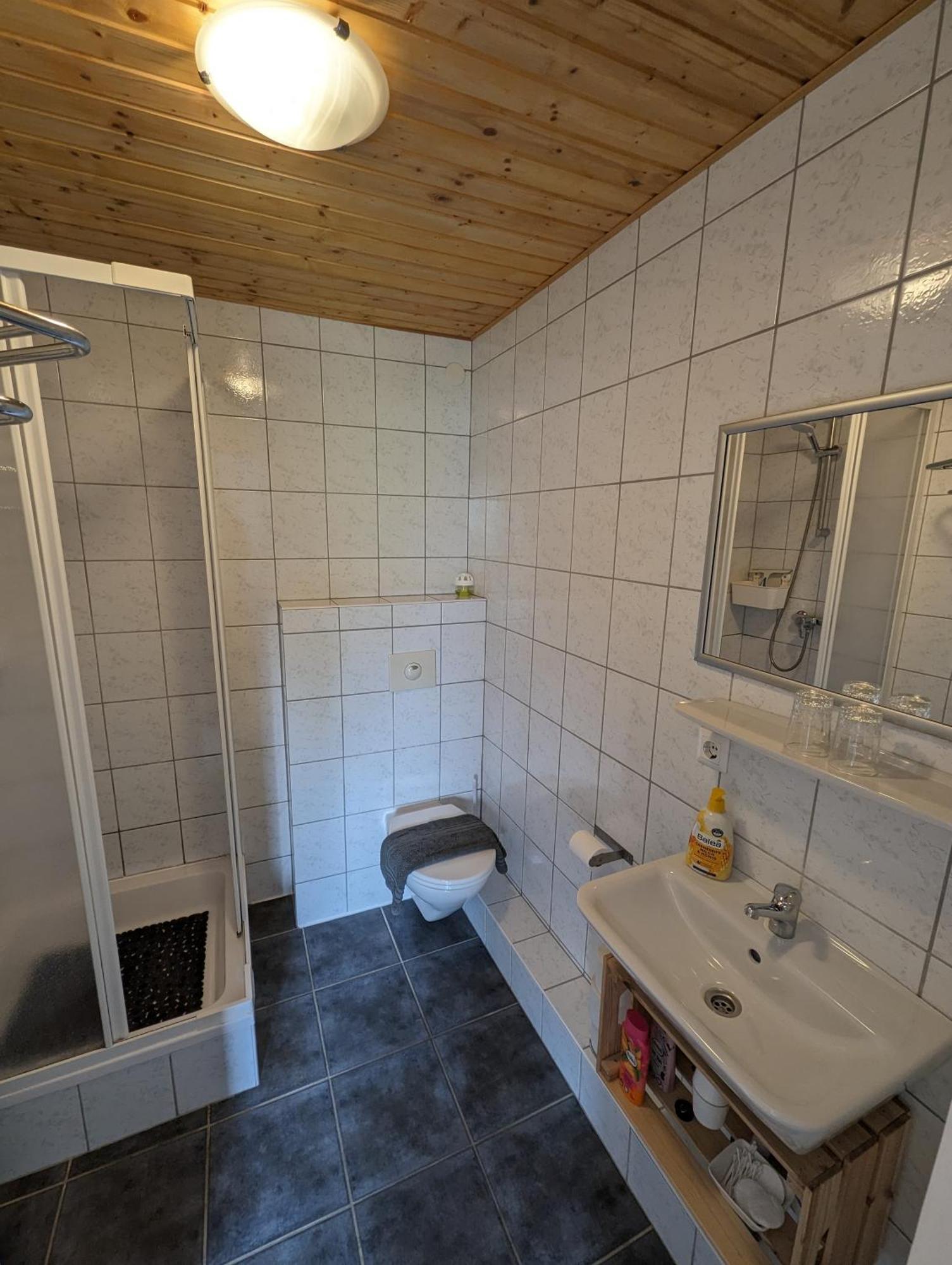 Haus Kathan Kamering Ngoại thất bức ảnh
